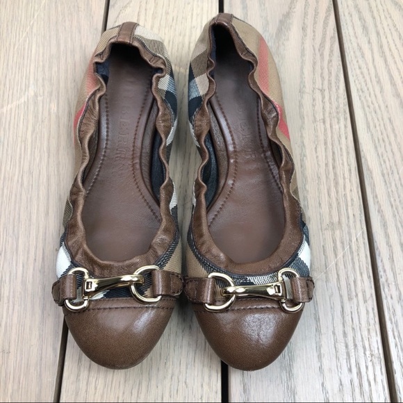 🔥Burberry horsebit house check ballerina flats -A - Picture 2 of 8